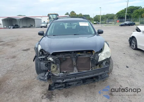 2013 Subaru Outback 2.5I z USA, uszkodzony, nr VIN 4S4BRCAC2D3235783